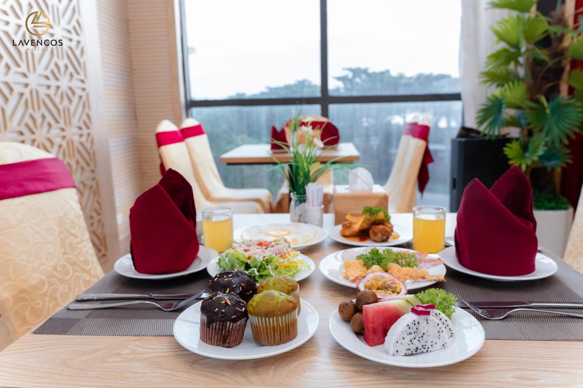 Lavencos Hotel Дананг Екстериор снимка