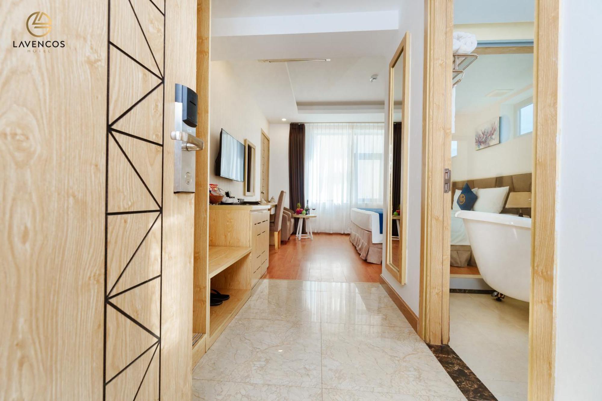 Lavencos Hotel Дананг Екстериор снимка